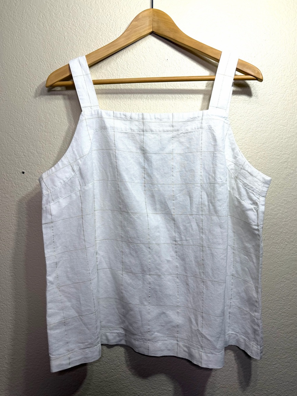 Liz Claiborne Linen Cotton Plaid  Tank Top 
Large Spring Summer vacation